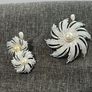 Sarah Coventry Silver and Pearl Brooch Set